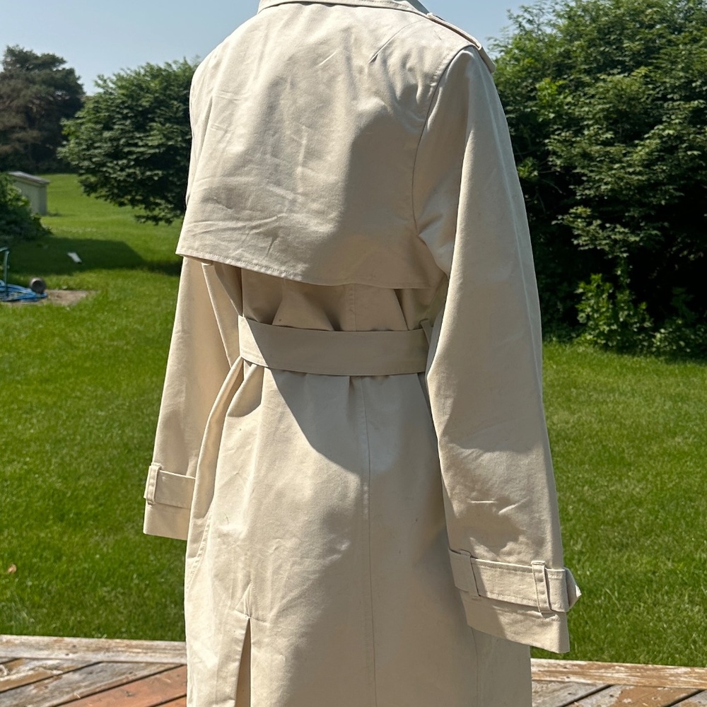 LLBean Trench Double Breasted Off White Med/Pet. Excellent Washable Cotton/Poly - Picture 3 of 12